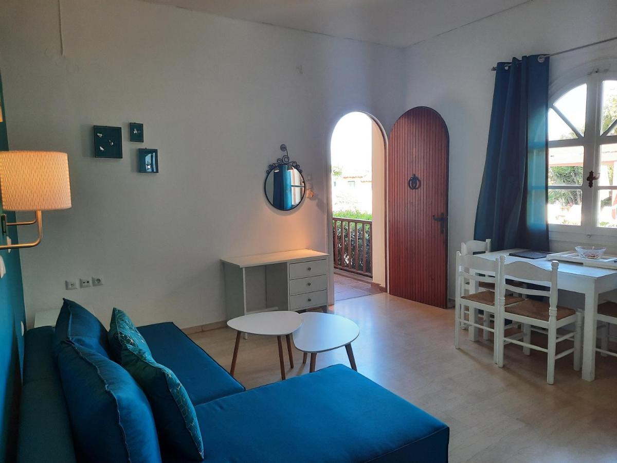 Athina Apartments Ступа Экстерьер фото